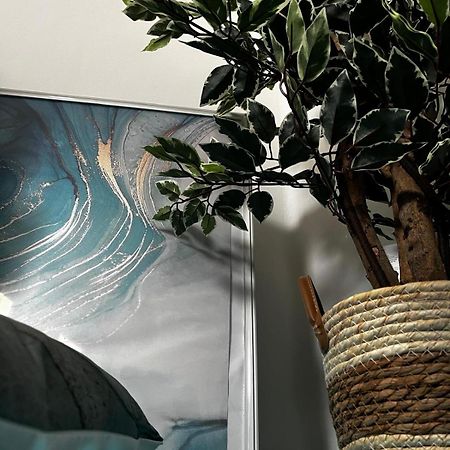 Goodbye Moon Apartment برينديسي المظهر الخارجي الصورة