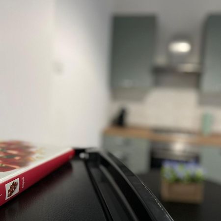 Goodbye Moon Apartment برينديسي المظهر الخارجي الصورة
