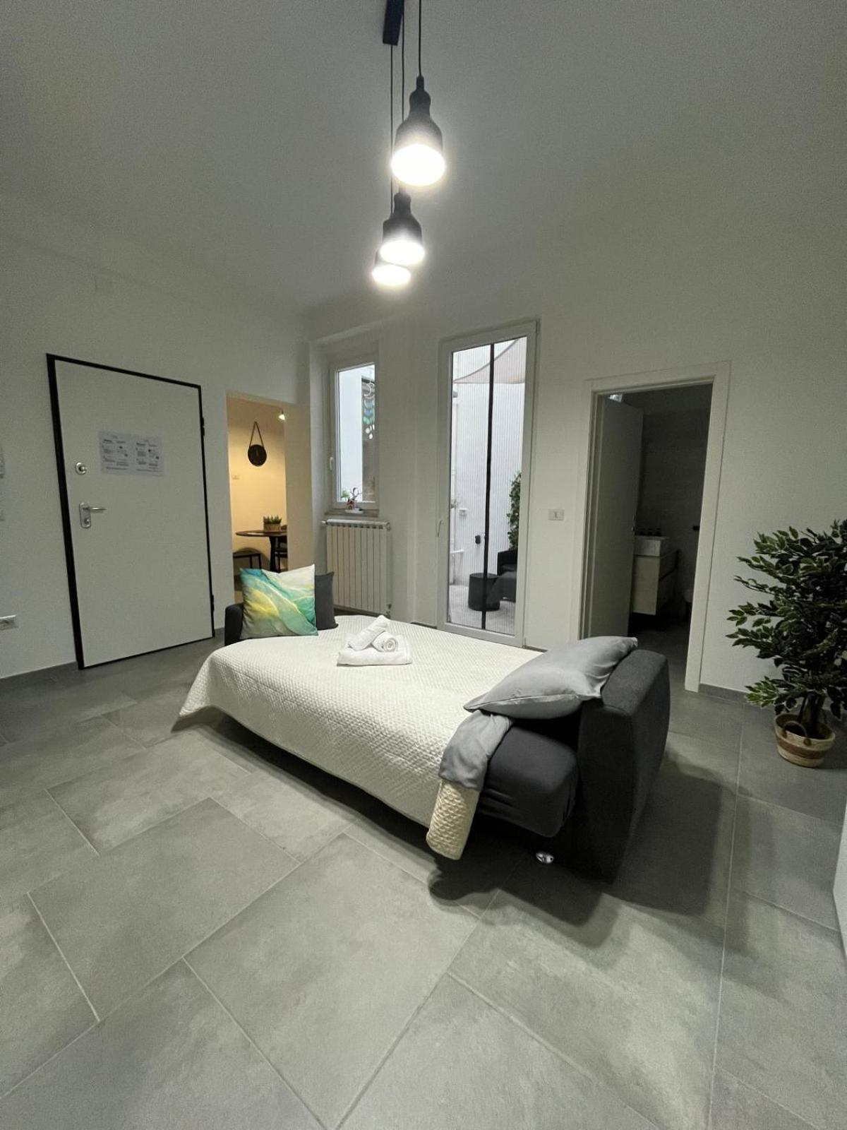 Goodbye Moon Apartment برينديسي المظهر الخارجي الصورة